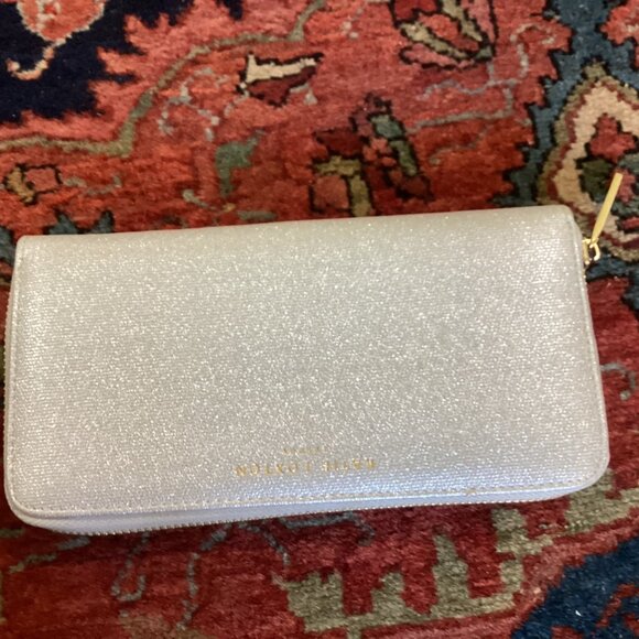 NWT Katie Loxton Metallic Silver Zip-Around Wallet With Gold Hardware - Picture 4 of 11